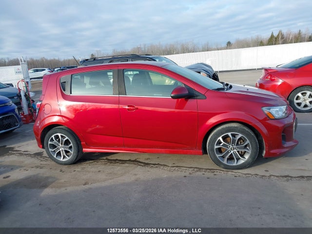 Aukcja sprzedaży 2017 Chevrolet Sonic Lt Auto, vin: 1G1JD6SH1H4158018, numer aukcji: 12573556