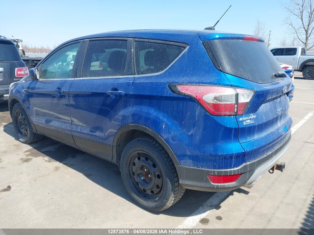2017 Ford Escape მანქანა იყიდება აუქციონზე, vin: 1FMCU0GD0HUE78686, აუქციონის ნომერი: 12573576