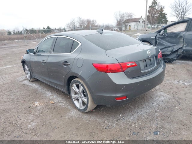 12573603 :رقم المزاد ، 19VDE1F78DE401864 vin ، 2013 Acura Ilx 20 Tech مزاد بيع