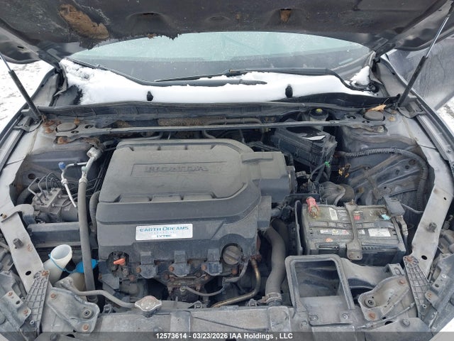 1HGCR3F99GA800845 Honda Accord Touring V6