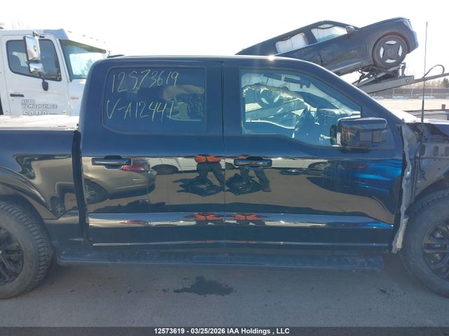 Auction sale of the 2025 Ford F150 Lariat, vin: 1FTFW5L81SFA12441, lot number: 12573619