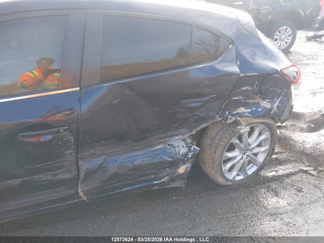 JM1BM1M38G1305967 Mazda Mazda3 Gt