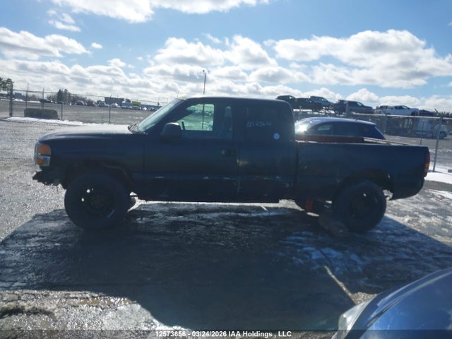 12573656 :رقم المزاد ، 2GTEK19T231289569 vin ، 2003 Gmc Sierra 1500 Sl/sle/slt مزاد بيع