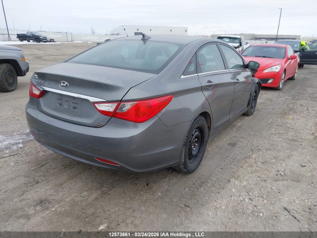 Продаж на аукціоні авто 2013 Hyundai Sonata Gl, vin: 5NPEB4AC2DH548672, номер лоту: 12573661