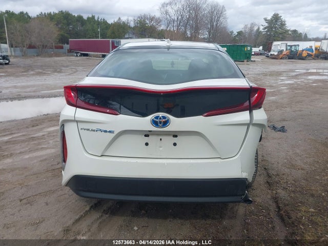2018 Toyota Prius Prime მანქანა იყიდება აუქციონზე, vin: JTDKARFP3J3069411, აუქციონის ნომერი: 12573663