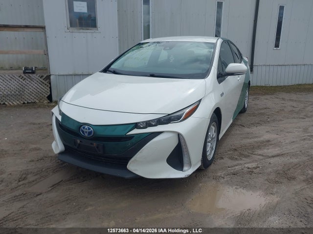 2018 Toyota Prius Prime მანქანა იყიდება აუქციონზე, vin: JTDKARFP3J3069411, აუქციონის ნომერი: 12573663