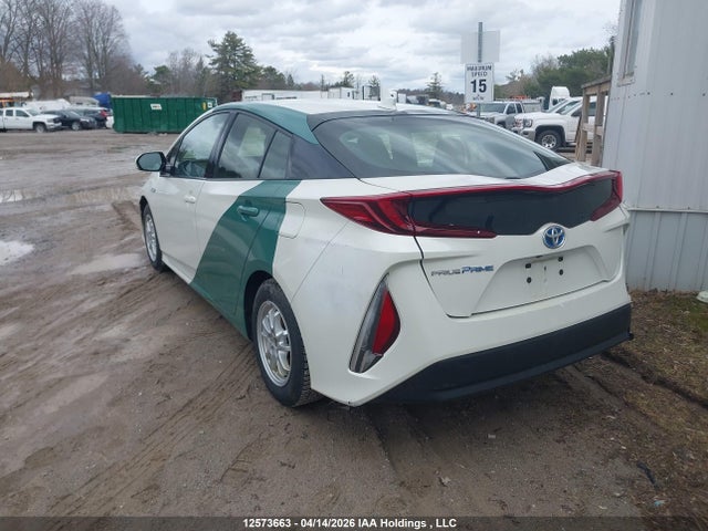 2018 Toyota Prius Prime მანქანა იყიდება აუქციონზე, vin: JTDKARFP3J3069411, აუქციონის ნომერი: 12573663