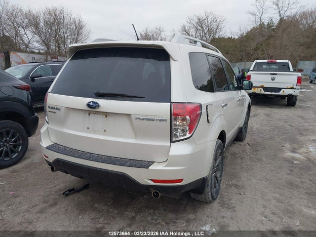 Продаж на аукціоні авто 2013 Subaru Forester 2.5x Premium, vin: JF2SHCDCXDG400850, номер лоту: 12573664