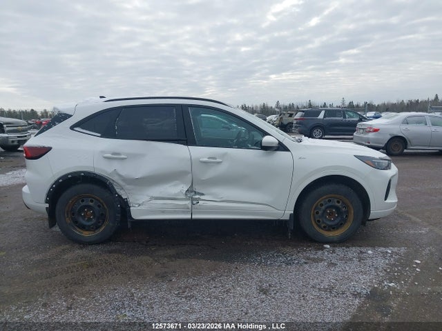 1FMCU9PZ1SUA77820 Ford Escape St-line Elite