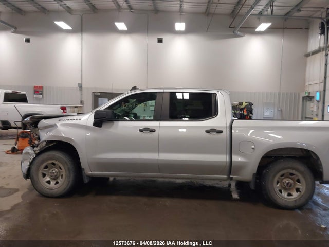 1GCUYBEFXMZ111739 Chevrolet Silverado 1500 Custom