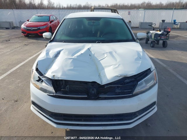 12573677 :رقم المزاد ، 3VW2K7AJXFM356705 vin ، 2015 Volkswagen Jetta مزاد بيع