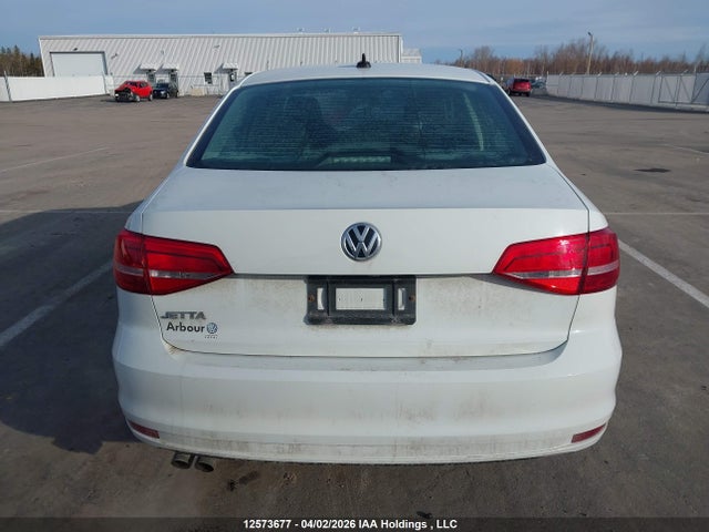 12573677 :رقم المزاد ، 3VW2K7AJXFM356705 vin ، 2015 Volkswagen Jetta مزاد بيع