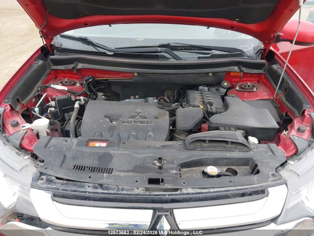 12573683 :رقم المزاد ، JA4AZ2A38GZ600263 vin ، 2016 Mitsubishi Outlander Es مزاد بيع