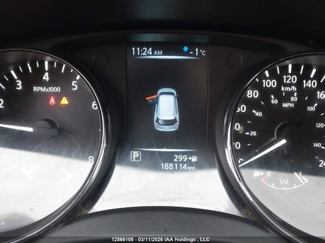 5N1AT2MV9HC858196 Nissan Rogue S/sl Platinum/sv