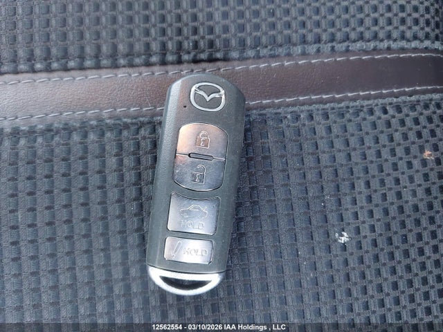 JM1BN1V75J1160585 Mazda Mazda3 50th Anniversary Edition/gs/se