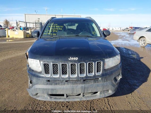 12552941 :رقم المزاد ، 1J4NF4FB6BD136174 vin ، 2011 Jeep Compass Sport/north مزاد بيع