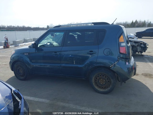 Продаж на аукціоні авто 2011 Kia Soul 2.0l 2u/2.0l 4u/2.0l 4u Burner/2.0l 4u Luxury/2.0l 4u Retro/2.0l 4u Sx, vin: KNDJT2A27B7290111, номер лоту: 12573720