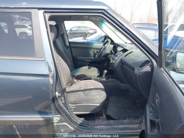 Продаж на аукціоні авто 2011 Kia Soul 2.0l 2u/2.0l 4u/2.0l 4u Burner/2.0l 4u Luxury/2.0l 4u Retro/2.0l 4u Sx, vin: KNDJT2A27B7290111, номер лоту: 12573720