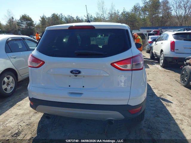 Продаж на аукціоні авто 2015 Ford Escape Se, vin: 1FMCU9GX7FUC65617, номер лоту: 12573740
