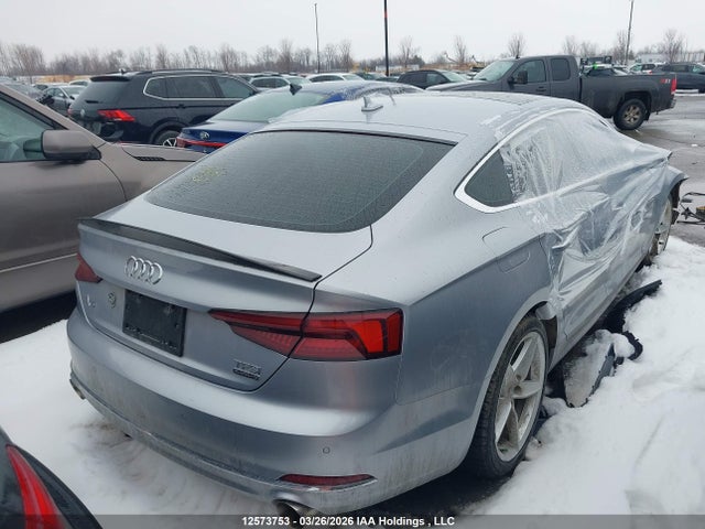 2018 Audi A5 Premium მანქანა იყიდება აუქციონზე, vin: WAUANCF59JA104649, აუქციონის ნომერი: 12573753