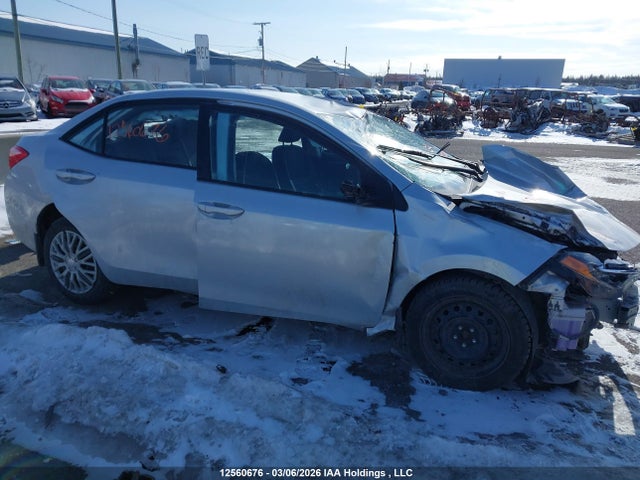 2T1BURHE8JC104650 Toyota COROLLA LE