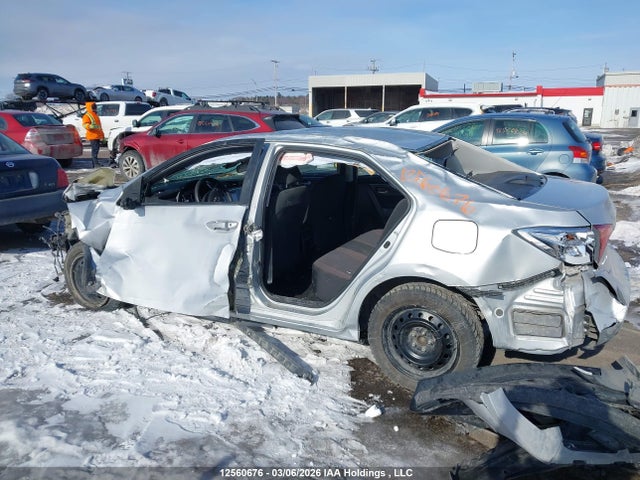 2T1BURHE8JC104650 Toyota COROLLA LE