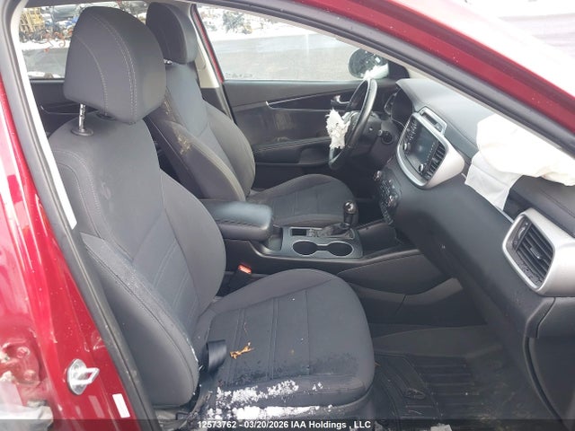 5XYPGDA13HG211742 KIA Sorento
