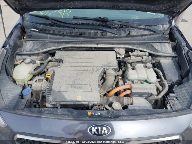 KNDCB3LC8H5105222 KIA Niro