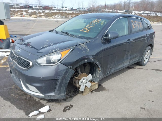 KNDCB3LC8H5105222 KIA Niro