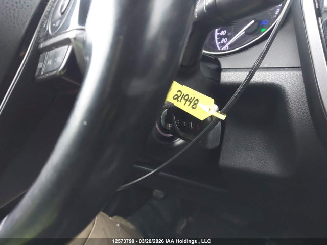 12573790 :رقم المزاد ، 4T1G11AK3NU059296 vin ، 2022 Toyota Camry Se مزاد بيع