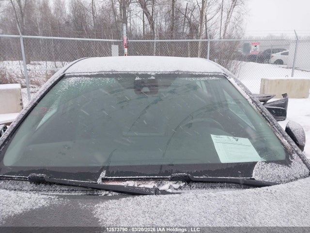 12573790 :رقم المزاد ، 4T1G11AK3NU059296 vin ، 2022 Toyota Camry Se مزاد بيع