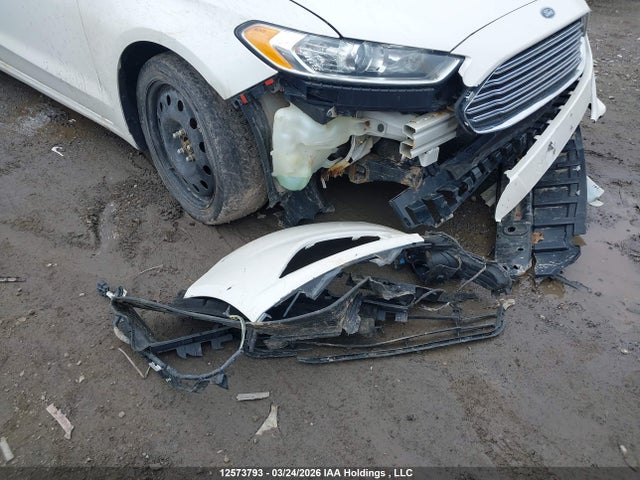 12573793 :رقم المزاد ، 3FA6P0T92GR127798 vin ، 2016 Ford Fusion Se مزاد بيع