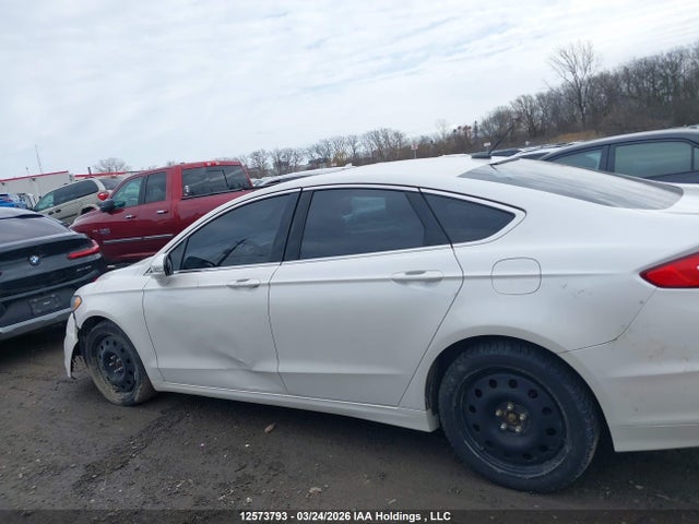 12573793 :رقم المزاد ، 3FA6P0T92GR127798 vin ، 2016 Ford Fusion Se مزاد بيع