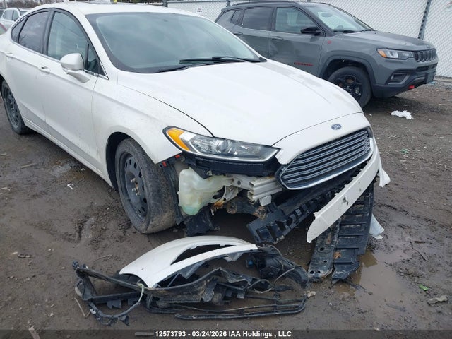 12573793 :رقم المزاد ، 3FA6P0T92GR127798 vin ، 2016 Ford Fusion Se مزاد بيع