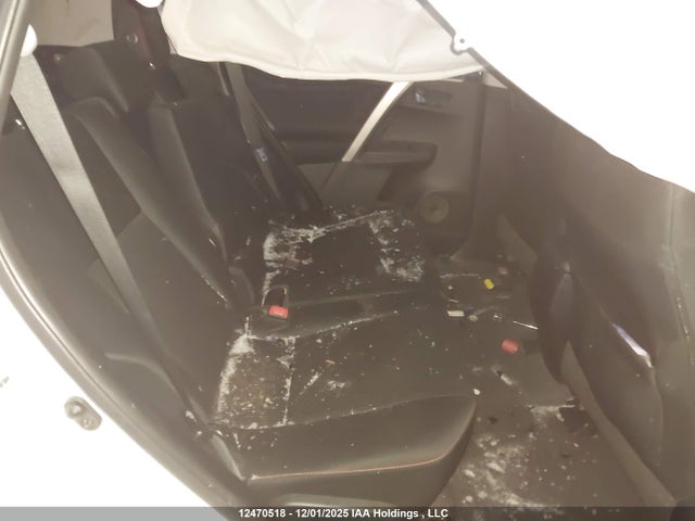 12470518 :رقم المزاد ، 2T3RFREV2FW287828 vin ، 2015 Toyota Rav4 Xle مزاد بيع