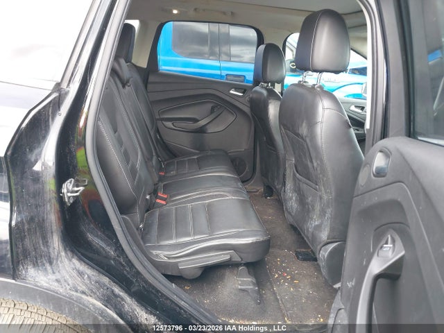 1FMCU9J91HUE26363 Ford Escape Titanium