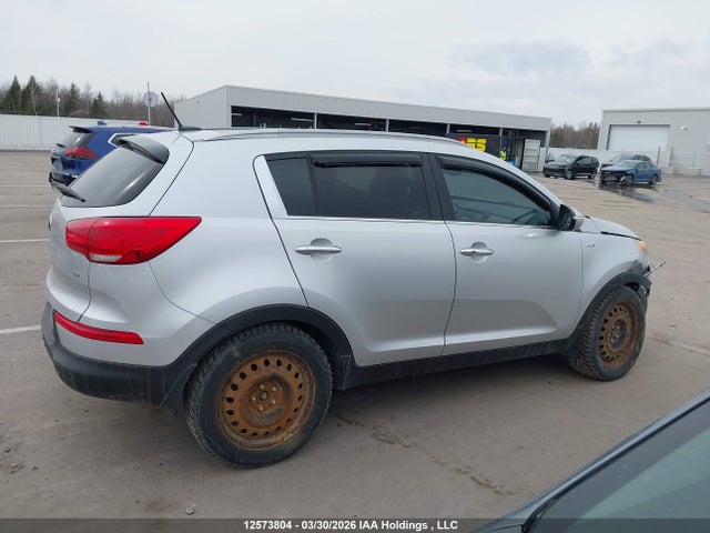 12573804 :رقم المزاد ، KNDPCCAC7G7833649 vin ، 2016 Kia Sportage Ex/sx مزاد بيع