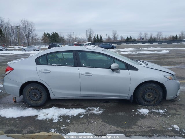 2015 Honda Civic Lx მანქანა იყიდება აუქციონზე, vin: 2HGFB2F56FH047137, აუქციონის ნომერი: 12573805