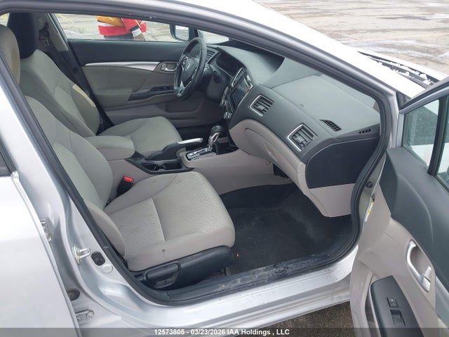 2015 Honda Civic Lx მანქანა იყიდება აუქციონზე, vin: 2HGFB2F56FH047137, აუქციონის ნომერი: 12573805