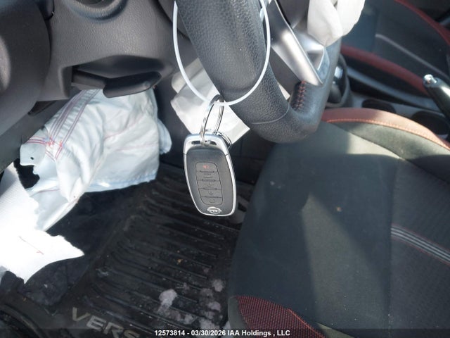 3N1CN8FV0RL894956 Nissan VERSA SR