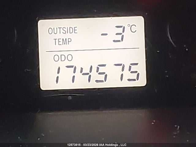 12573815 :رقم المزاد ، 2T1KU40E19C107058 vin ، 2009 Toyota Matrix مزاد بيع