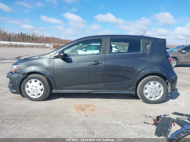 1G1JD6SH1J4110797 Chevrolet Sonic Lt Auto