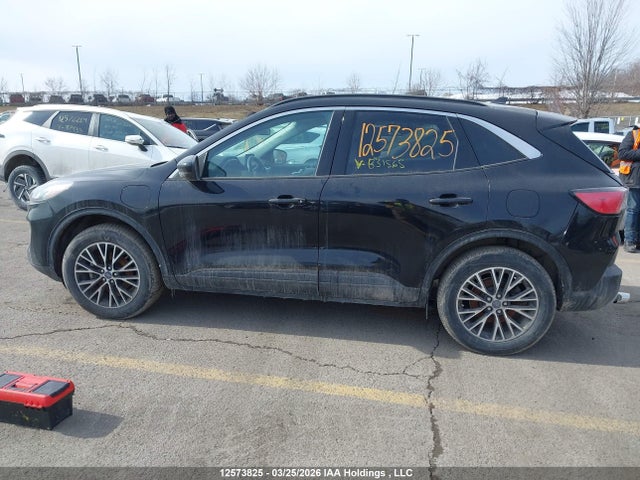 1FMCU0KZ0MUB31565 Ford Escape Hybrid