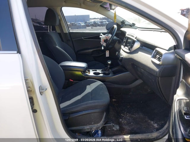 5XYPGDA35KG455398 KIA Sorento L/lx