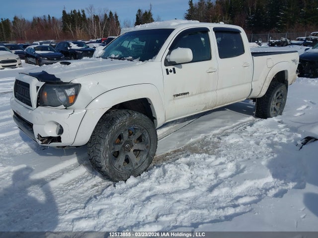 2011 Toyota Tacoma V6 მანქანა იყიდება აუქციონზე, vin: 3TMMU4FN3BM027550, აუქციონის ნომერი: 12573855