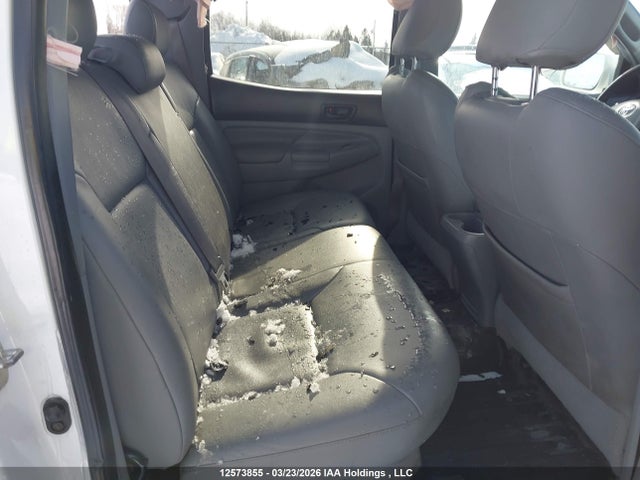 2011 Toyota Tacoma V6 მანქანა იყიდება აუქციონზე, vin: 3TMMU4FN3BM027550, აუქციონის ნომერი: 12573855