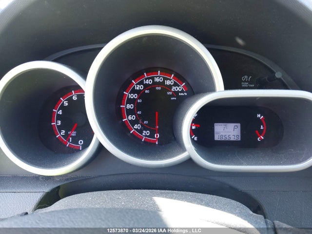 12573870 :رقم المزاد ، 2T1KU4EE4EC130563 vin ، 2014 Toyota Matrix مزاد بيع