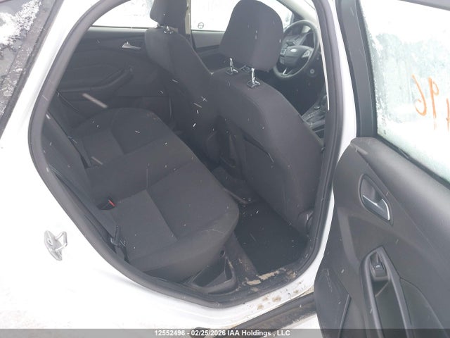 Продажа на аукционе авто 2015 Ford Focus Se, vin: 1FADP3F27FL351881, номер лота: 12552496