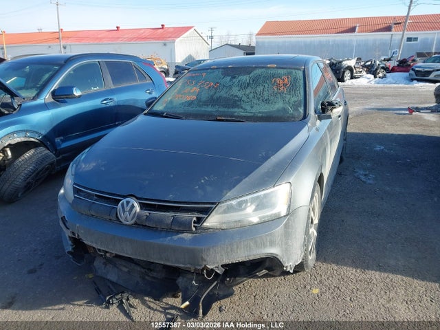 12557387 :رقم المزاد ، 3VWDA7AJ8FM290960 vin ، 2015 Volkswagen Jetta 2.0 Tdi Comfortline مزاد بيع