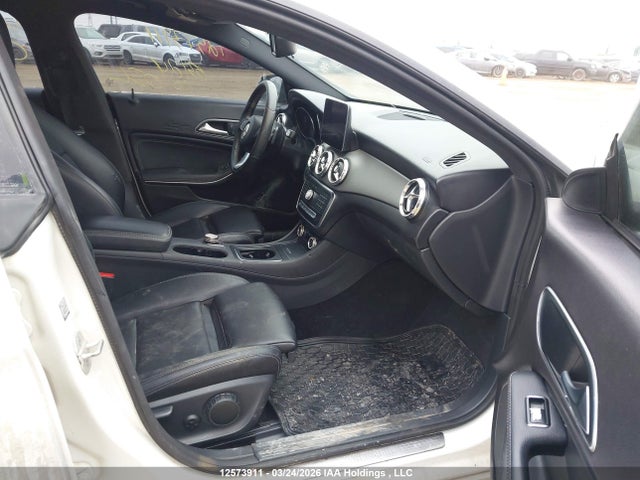 WDDSJ4GBXJN610289 Mercedes-Benz CLA 250 4MATIC